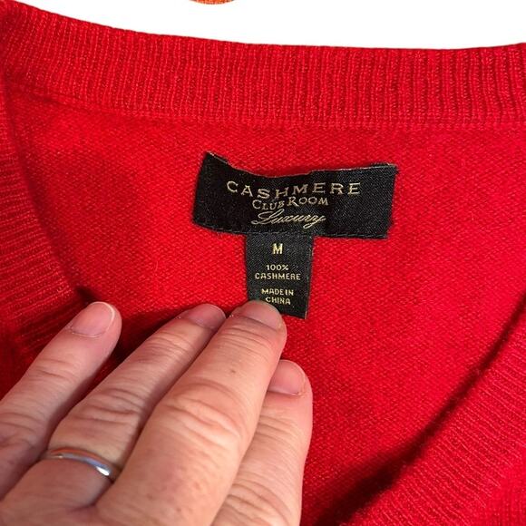 CASHMERE CLUB ROOM Men's V Neck Sweater MEDIUM Luxury Red 100% Cashmere - Picture 3 of 5
